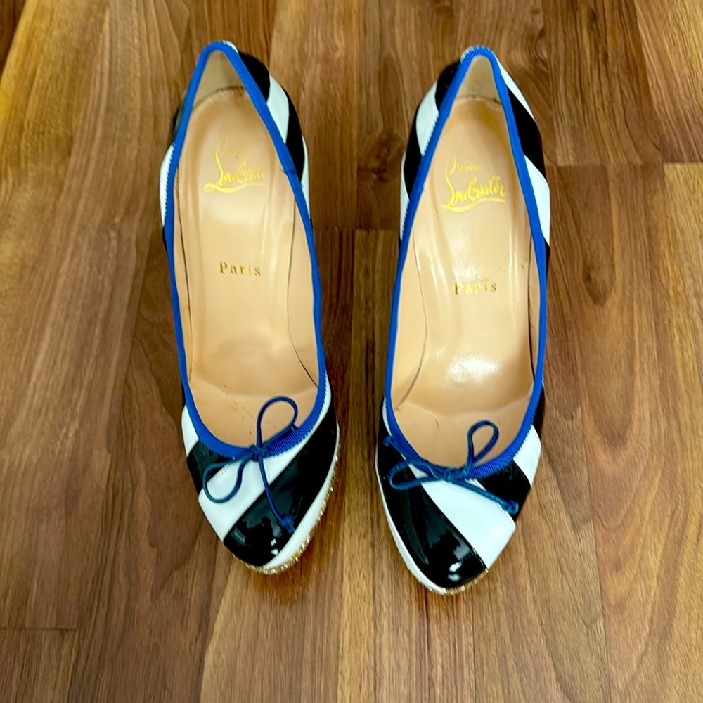 Christian Louboutin vintage high heel shoes - Picture 1 of 3
